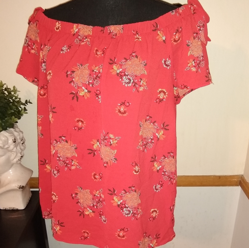 AUW Off Shoulder Blouse